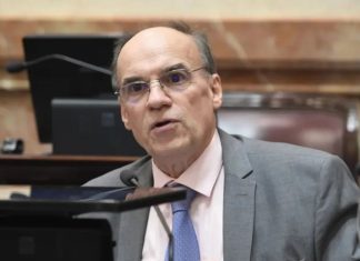 Finaliza su mandato el senador Pablo Blanco