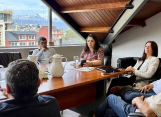 Funcionarios municipales de Ushuaia evaluaron con los gremios el impacto de la quita de fondos de coparticipación